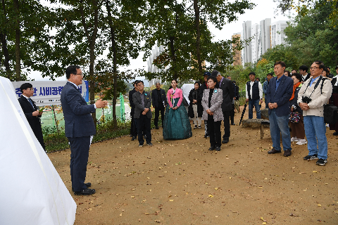 만가리 시비 제막식 (25).JPG