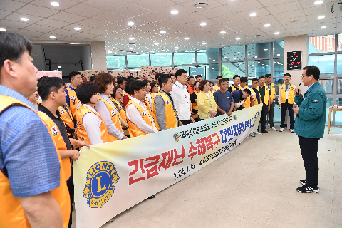 운주 수해복구 성금전달식(라리온스,전북은행,장애인연합회) (39).JPG