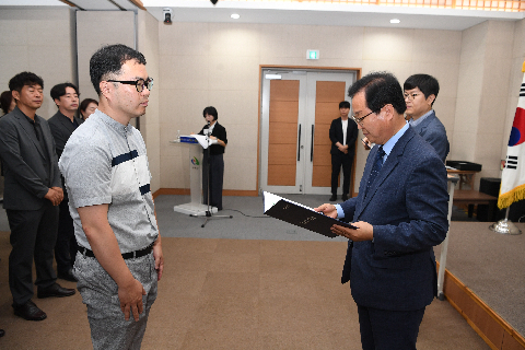 하반기 정기인사 사령교부 (180).JPG