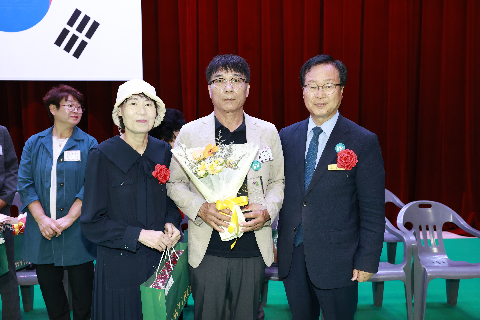 효도대상 시상 및 어르신 위안행사 (36).JPG