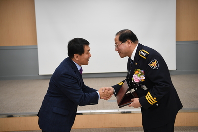 완주결창서장이임식(15).JPG
