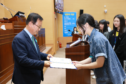 완주군 어린이·청소년의회 개원식 (49).JPG