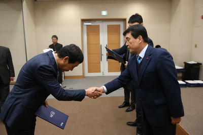인사발령임용장교부(9).JPG