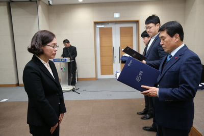 인사발령임용장교부(13).JPG