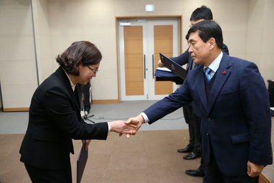인사발령임용장교부(15).JPG