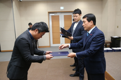 인사발령임용장교부(29).JPG