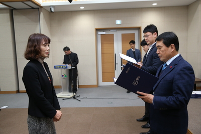 인사발령임용장교부(43).JPG