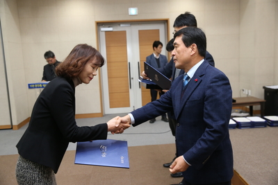 인사발령임용장교부(45).JPG