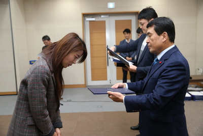인사발령임용장교부(47).JPG