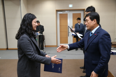 인사발령임용장교부(50).JPG