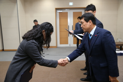 인사발령임용장교부(51).JPG