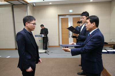 인사발령임용장교부(75).JPG