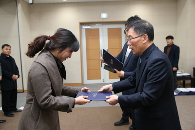 인사발령임용장교부2(2).JPG