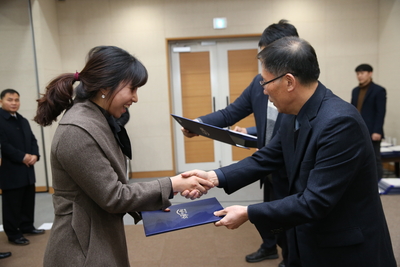인사발령임용장교부2(3).JPG