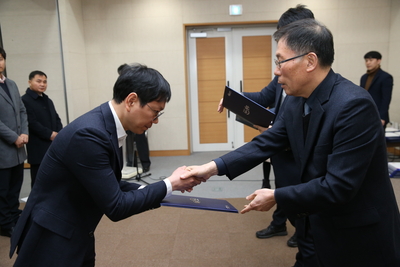 인사발령임용장교부2(6).JPG