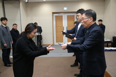 인사발령임용장교부2(8).JPG