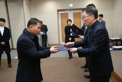 인사발령임용장교부2(25).JPG