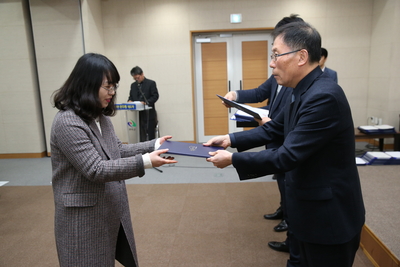 인사발령임용장교부2(40).JPG