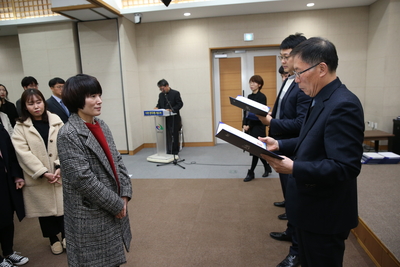 인사발령임용장교부2(61).JPG