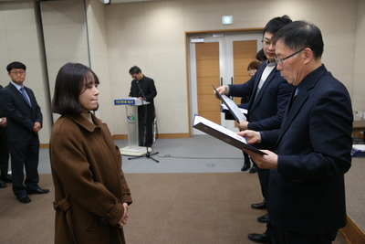 인사발령임용장교부2(80).JPG