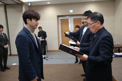 인사발령임용장교부2(98).JPG