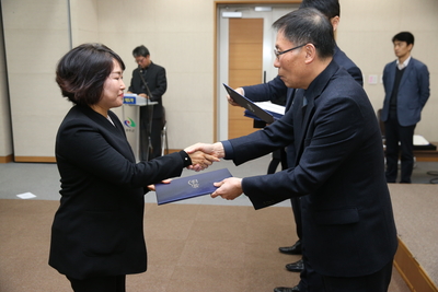 인사발령임용장교부2(102).JPG