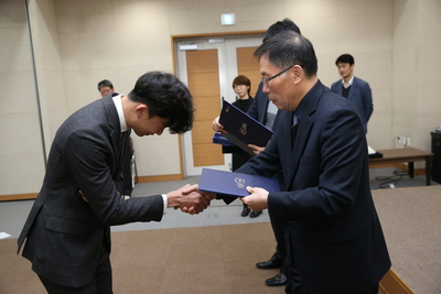 인사발령임용장교부2(106).JPG