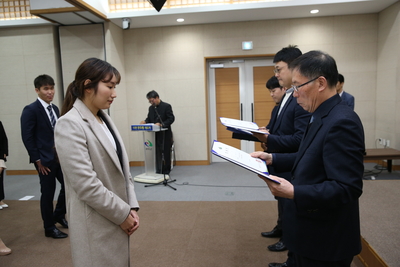 인사발령임용장교부2(125).JPG