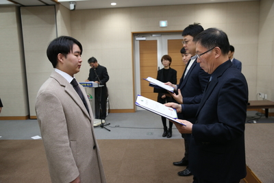 인사발령임용장교부2(128).JPG