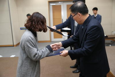 인사발령임용장교부2(141).JPG