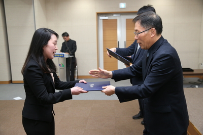 인사발령임용장교부2(160).JPG
