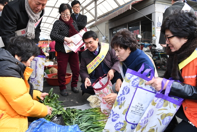 전통시장장보기행사(7).JPG