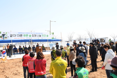제74회식목일나무심기행사(8).JPG
