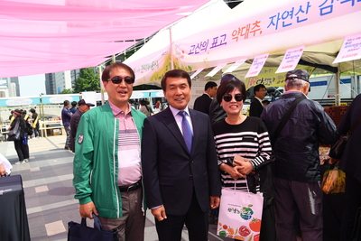 완주군-칠곡군청계천농특산물직거래장터(2).JPG