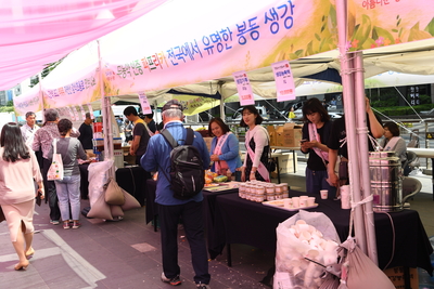 완주군-칠곡군청계천농특산물직거래장터(9).JPG