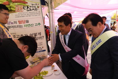 완주군-칠곡군청계천농특산물직거래장터(99).JPG