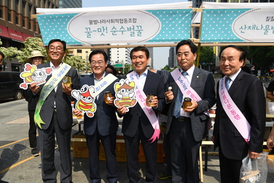완주군-칠곡군청계천농특산물직거래장터(127).JPG