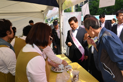 완주군-칠곡군청계천농특산물직거래장터(130).JPG