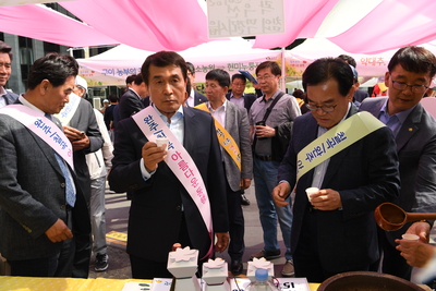 완주군-칠곡군청계천농특산물직거래장터(131).JPG