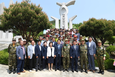 월남전참전기념탑건립13주년행사(7).JPG