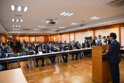 제13차완주CEO경제포럼(33).JPG