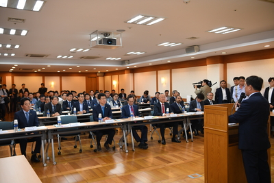 제13차완주CEO경제포럼(37).JPG