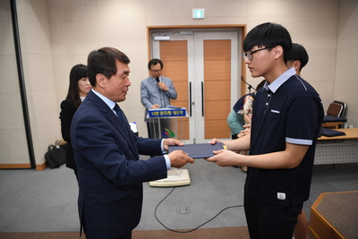 애향장학금수여식(53).JPG