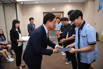 애향장학금수여식(62).JPG