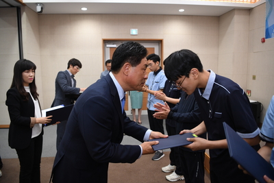애향장학금수여식(63).JPG