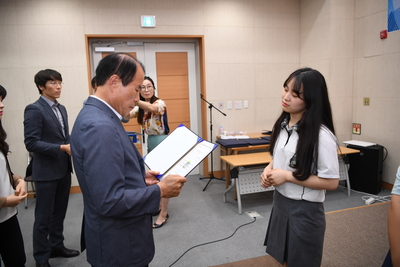 애향장학금수여식(88).JPG