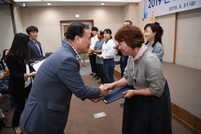 애향장학금수여식(92).JPG