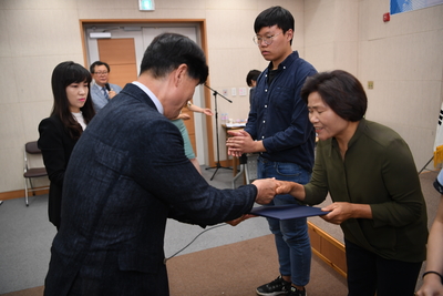 애향장학금수여식(109).JPG
