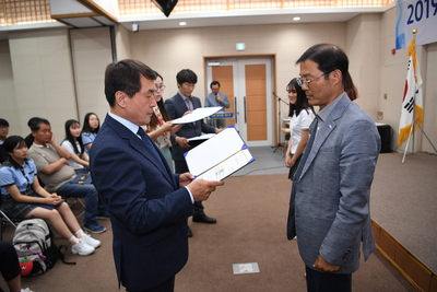 애향장학금수여식(138).JPG