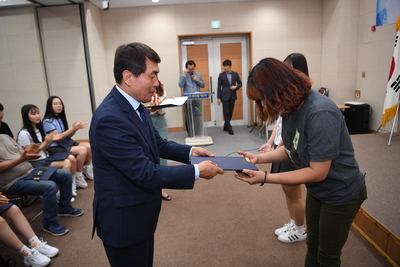 애향장학금수여식(142).JPG